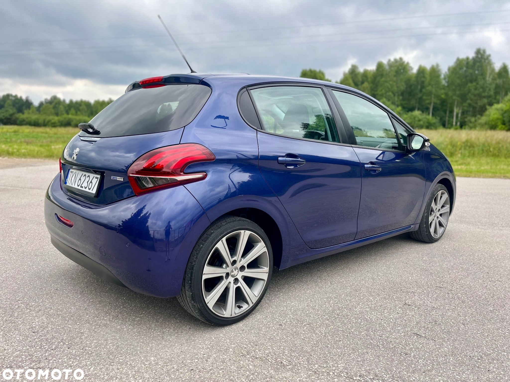 Peugeot 208 1.2 PureTech Allure - 9