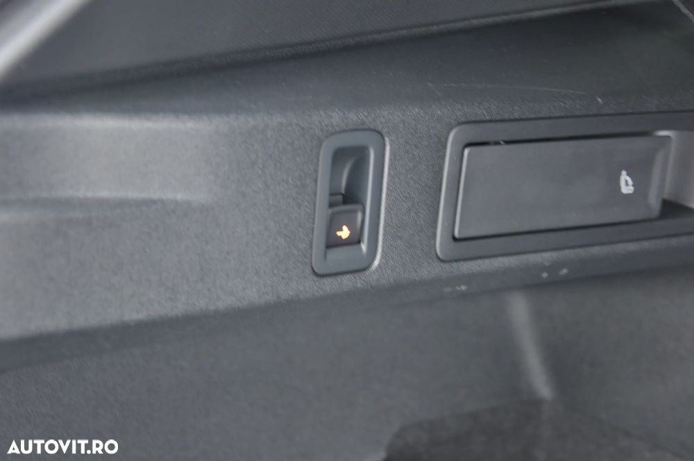 Volkswagen Tiguan 1.5 TSI OPF DSG Life - 32