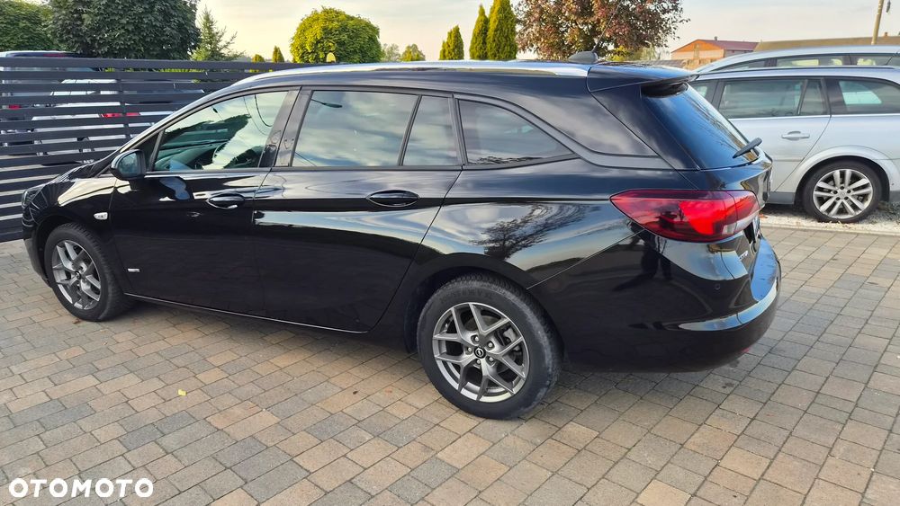 Opel Astra 1.2 Turbo Start/Stop Business Elegance - 10