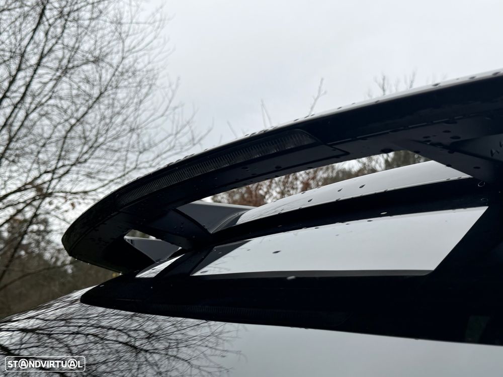 Toyota C-HR 1.8 Hybrid Square Collection - 34