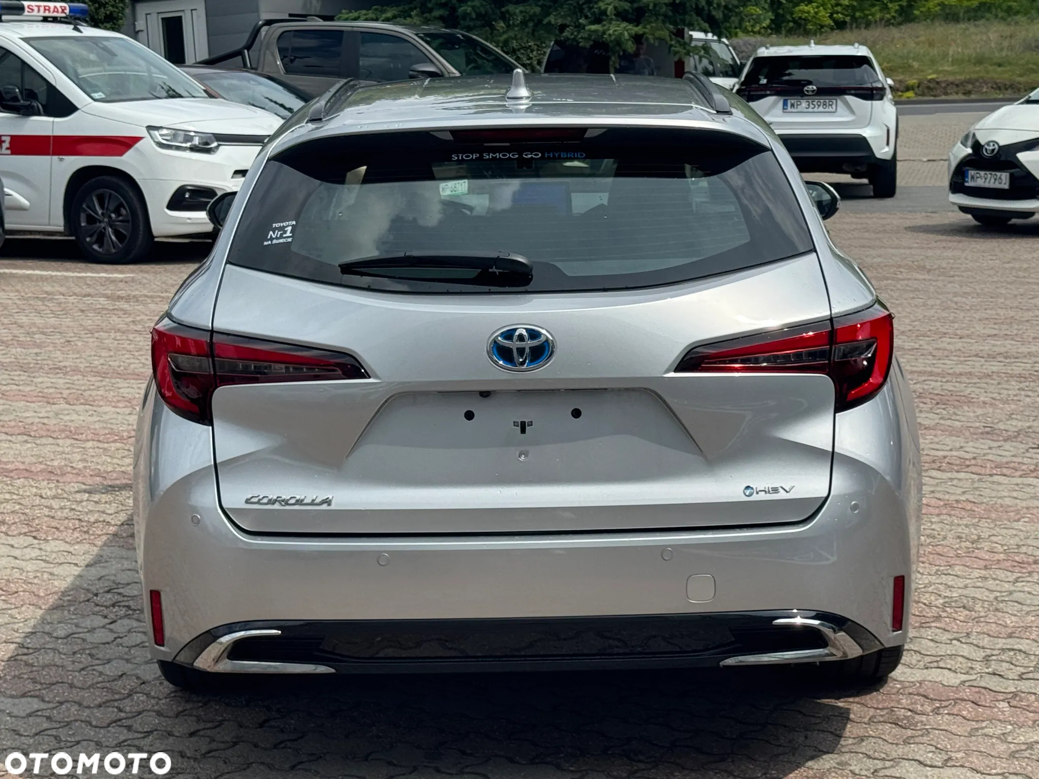 Toyota Corolla 1.8 Hybrid Comfort - 10