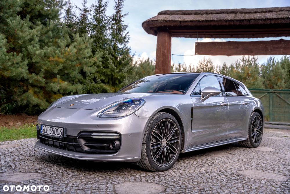 Porsche Panamera 4S Sport Turismo - 13