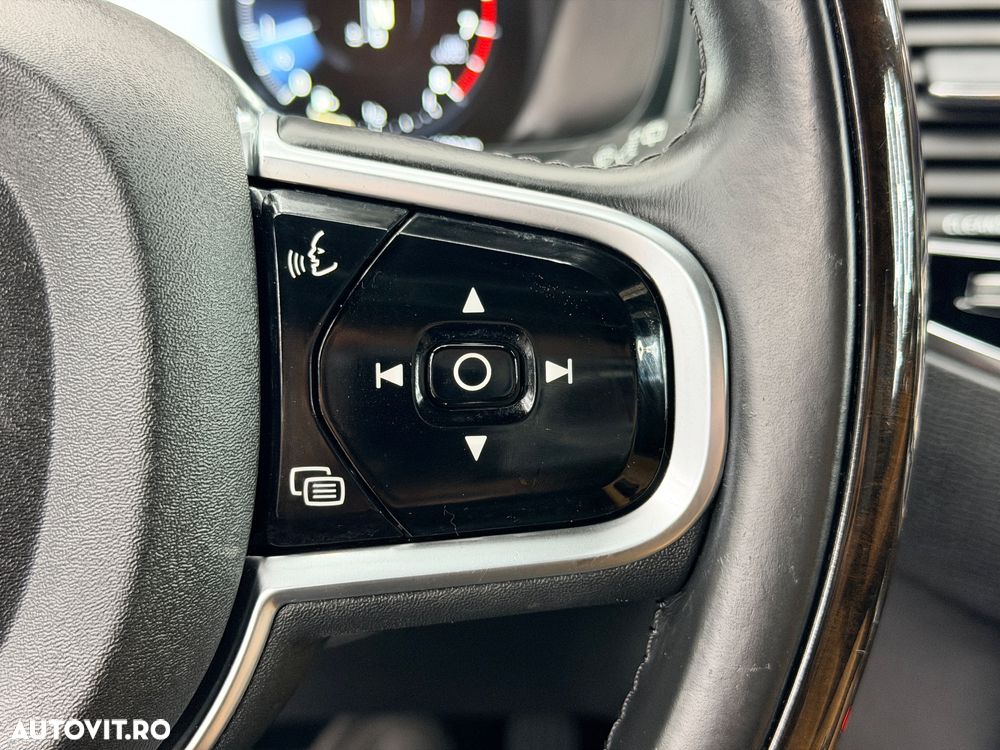Volvo XC 90 T5 AWD Geartronic Inscription - 34