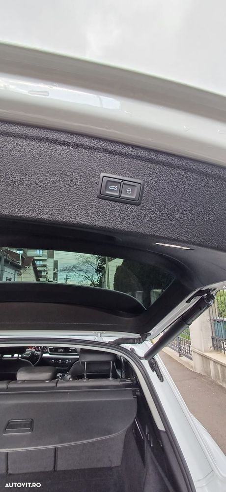 Audi Q5 2.0 40 TDI quattro S tronic Design - 24