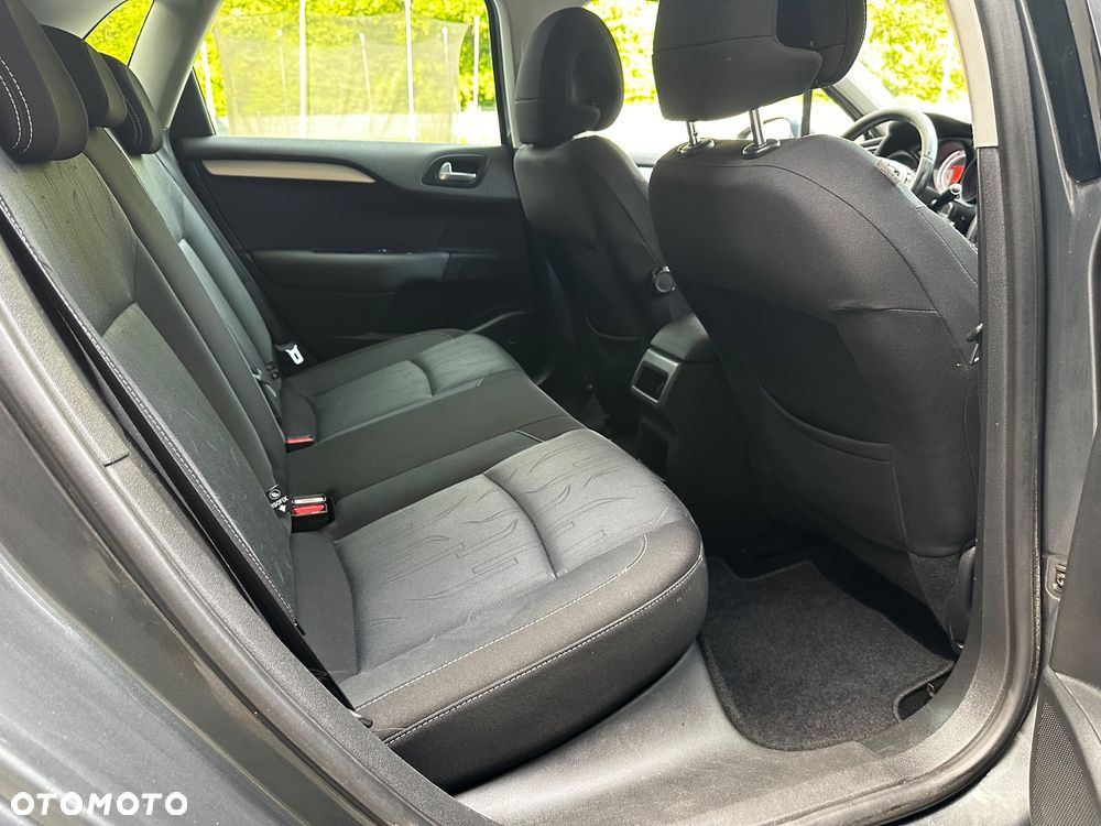Citroën C4 1.6 HDi Attraction - 13