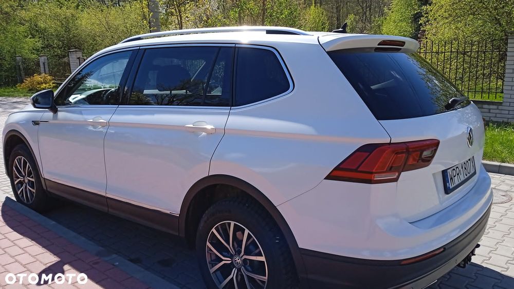 Volkswagen Tiguan Allspace 2.0 TDI SCR DSG Comfortline - 6