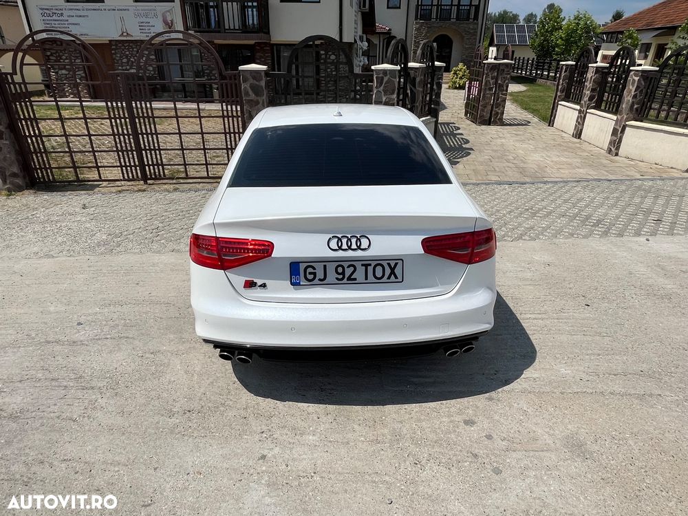 Audi A4 Avant 2.0 TDI DPF multitronic S line Sportpaket - 3