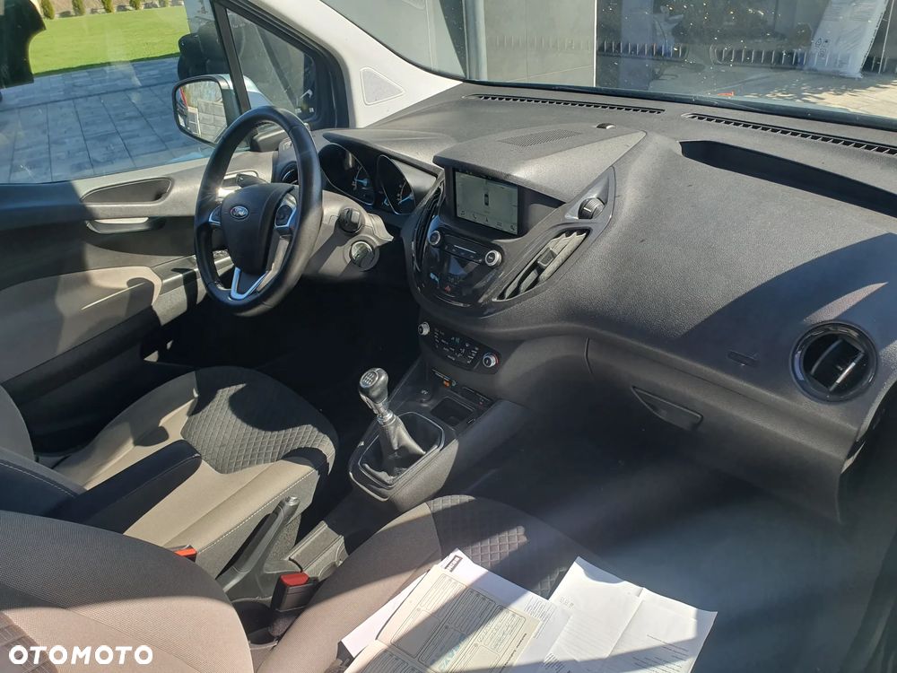 Ford Tourneo Courier 1.0 EcoBoost S&S Titanium - 5