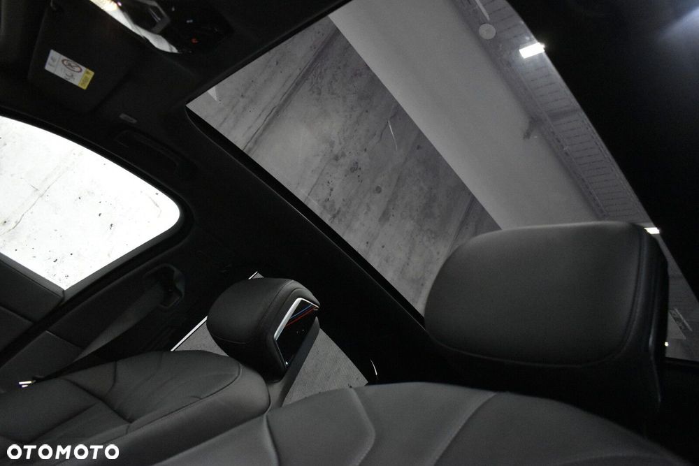 BMW Seria 7 - 12