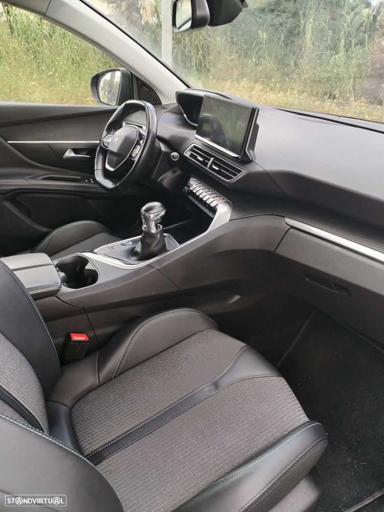 Peugeot 3008 - 15