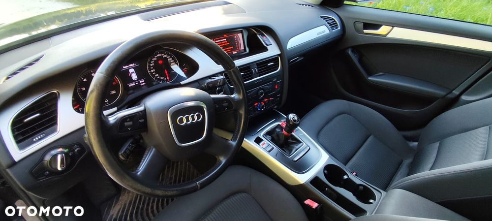 Audi A4 Avant 1.8 TFSI Quattro - 7