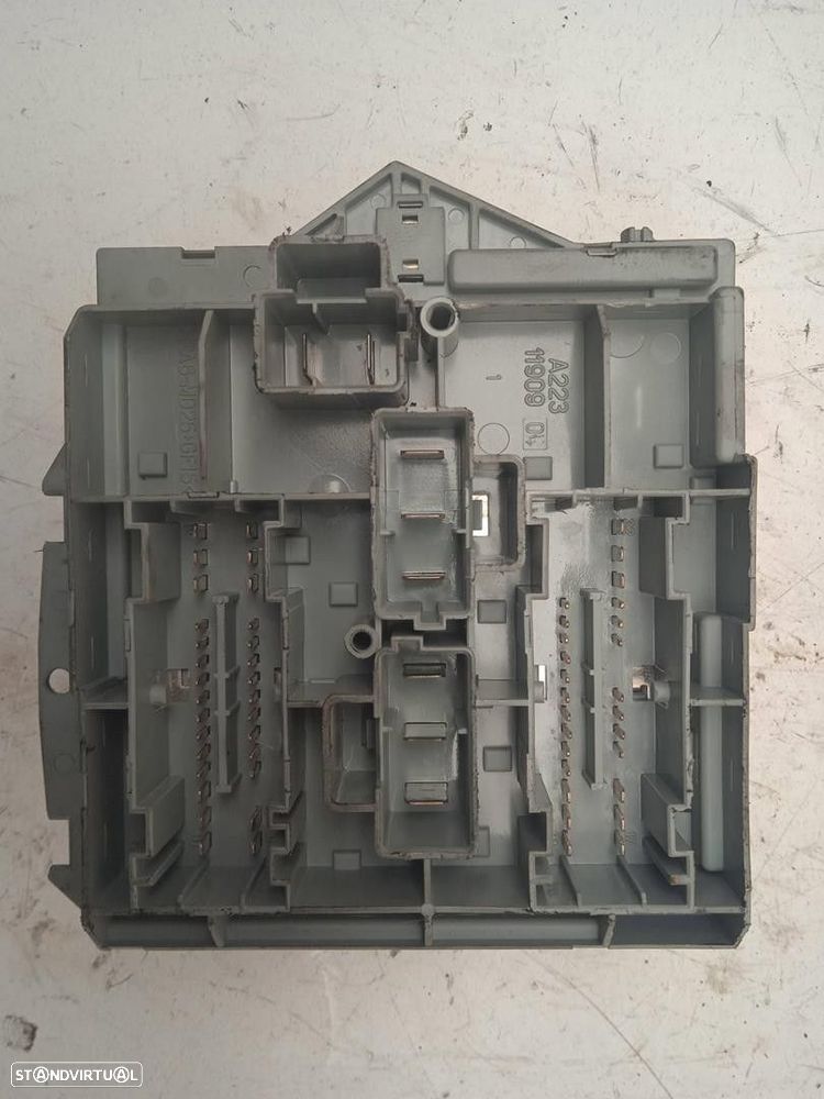 CAIXA RELÉS / FUSÍVEIS FIAT BRAVO II 2007 - 2