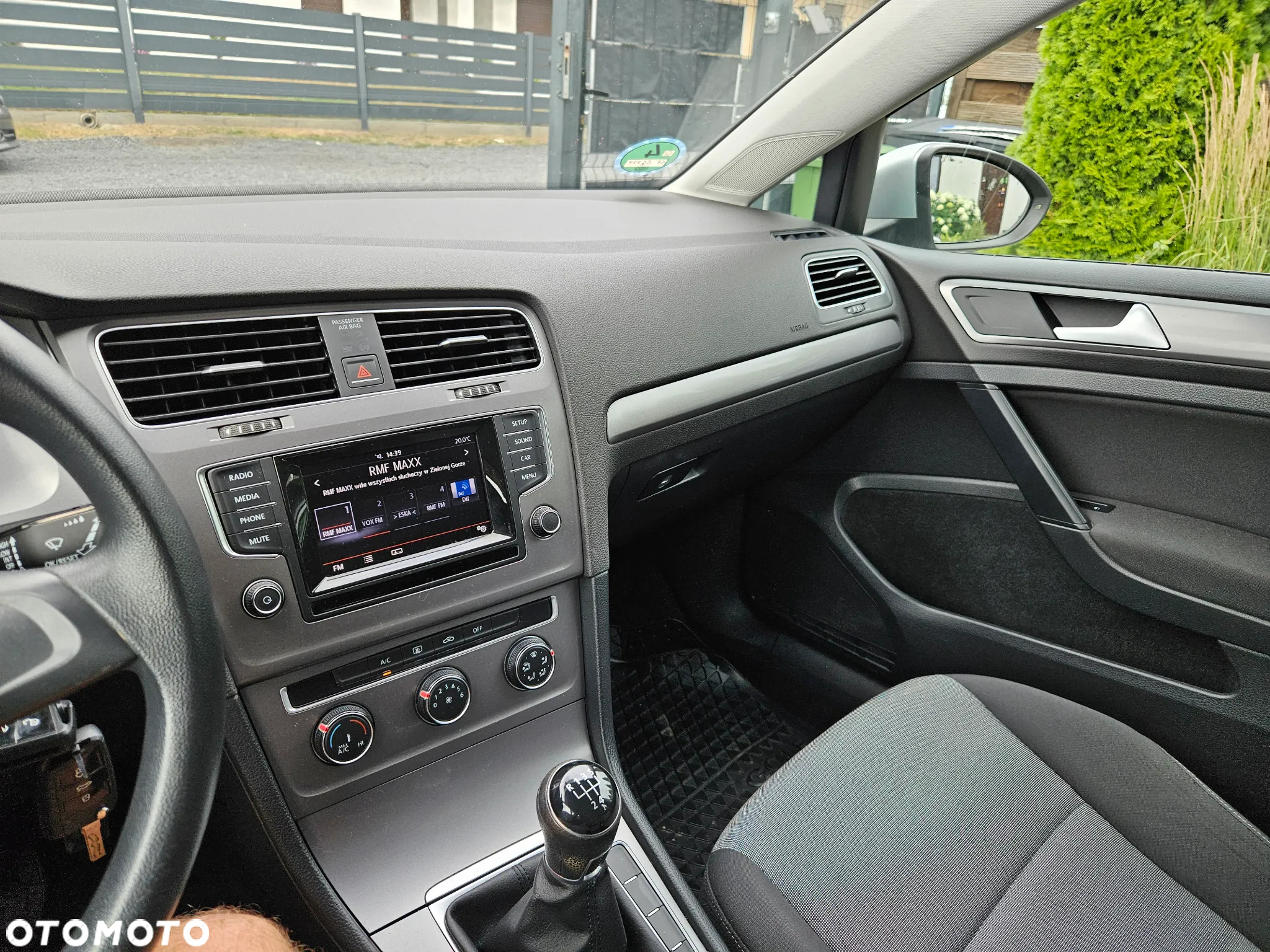 Volkswagen Golf 1.6 BlueTDI Trendline - 21