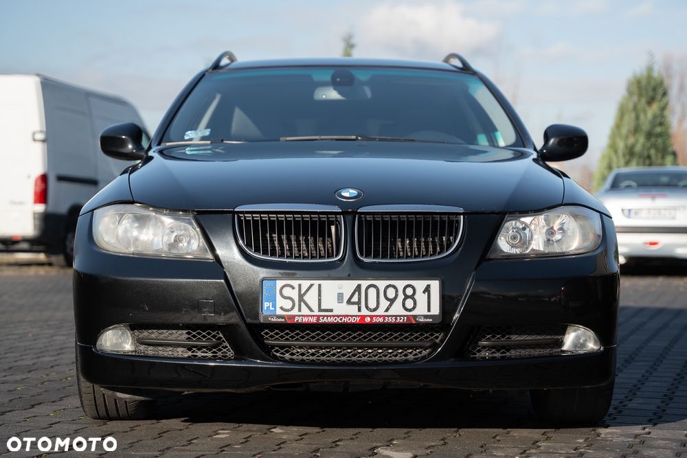 BMW Seria 3 320d DPF Edition Exclusive - 17