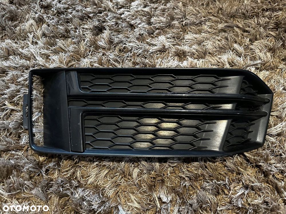 AUDI A4 8W0807681F S-LINE Kratka zderzaka lewa - 1