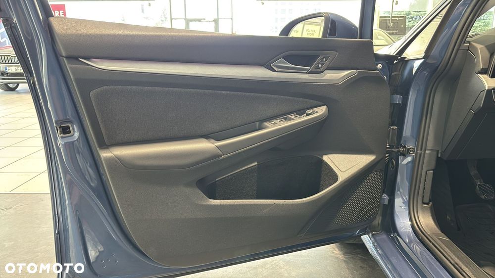 Volkswagen Golf 1.5 TSI Special Edition - 11