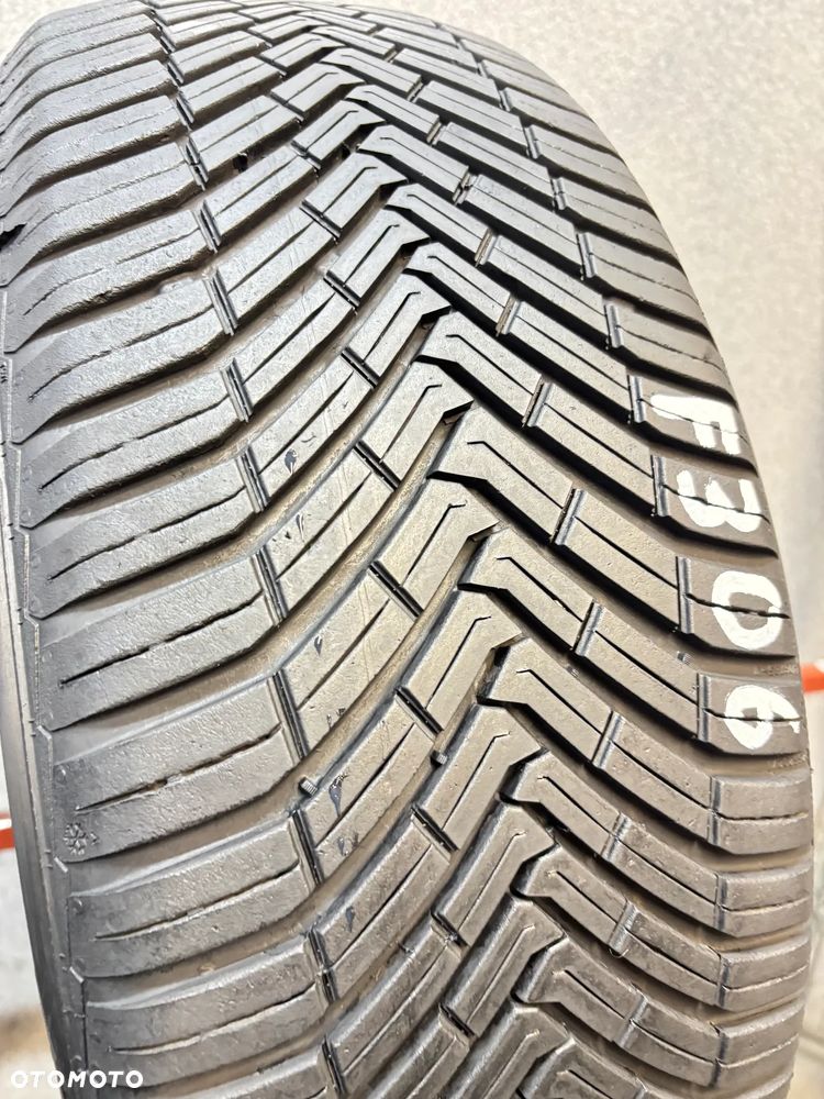 1 Opona Wielosezonowa Continental 215/55/17 98W, XL - 2