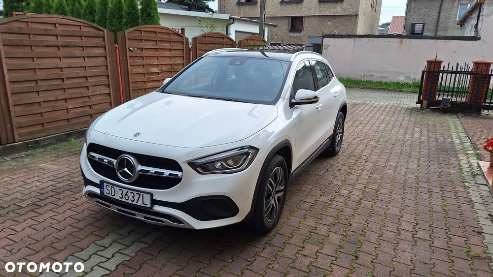 Mercedes-Benz GLA 200 Progressive - 3