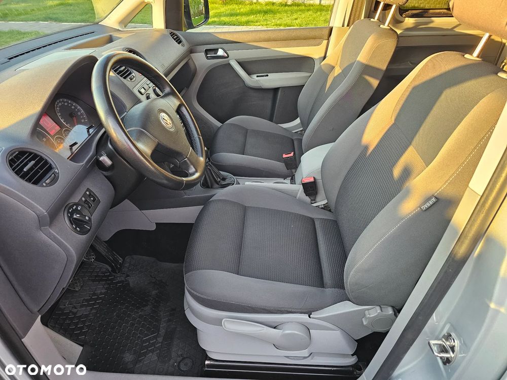 Volkswagen Caddy 1.9 TDI DPF 4MOTION Life Style (5-Si.) - 13