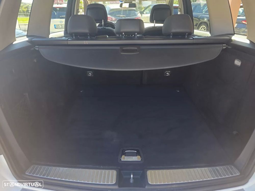 Mercedes-Benz GLK 200 CDI (BlueEFFICIENCY) 7G-TRONIC - 11