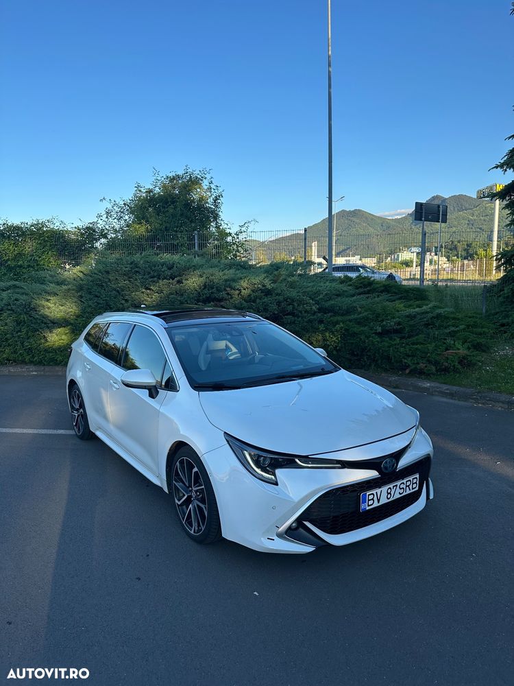 Toyota Corolla - 4