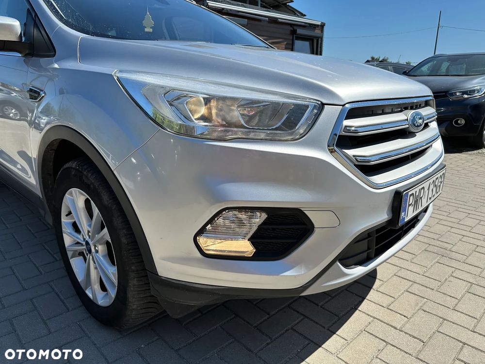 Ford Kuga - 38