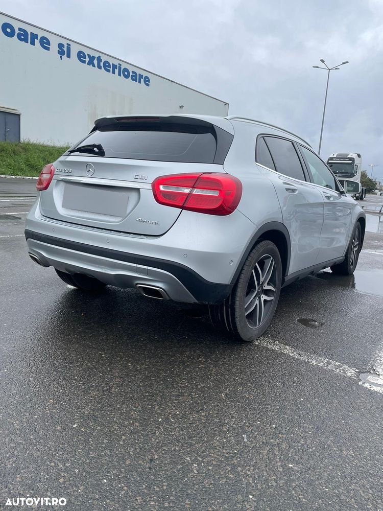 Mercedes-Benz GLA 200 CDI 4MATIC Aut. - 6