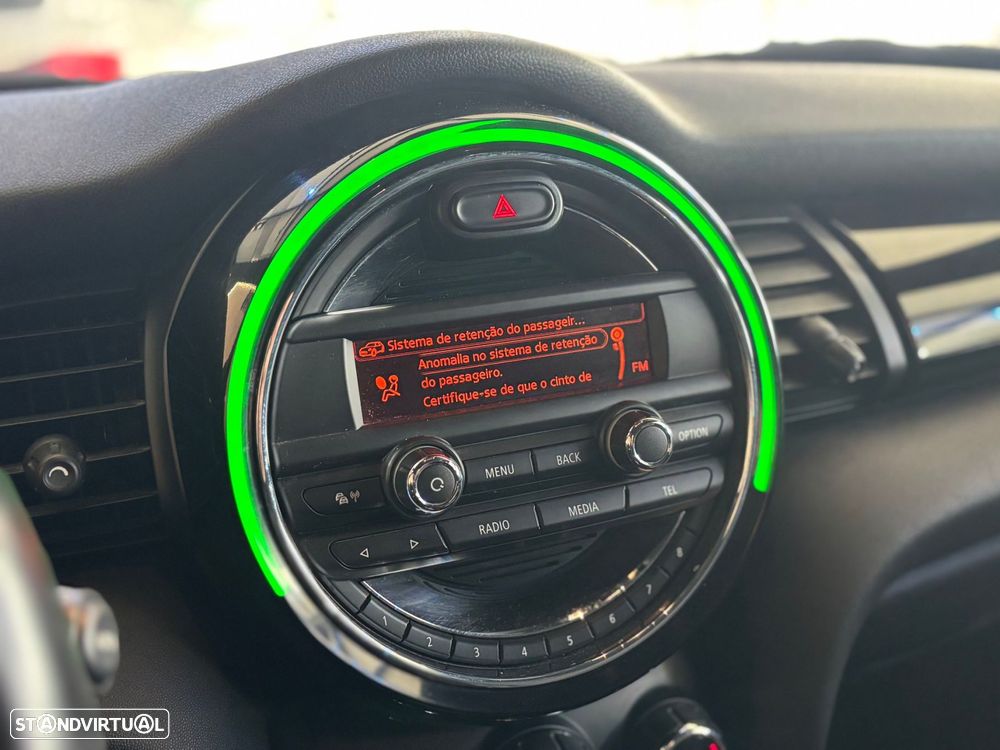 MINI 3 Portas One D - 12