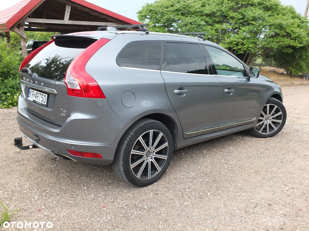 Volvo XC 60 T6 AWD Geartronic Summum - 5