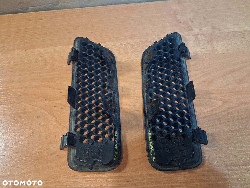Kratka zderzaka RENAULT SCENIC I LIFT prawa lewa OE  7700428467B   7700428466B - 2