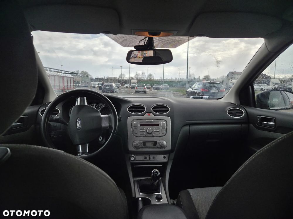 Ford Focus - 12