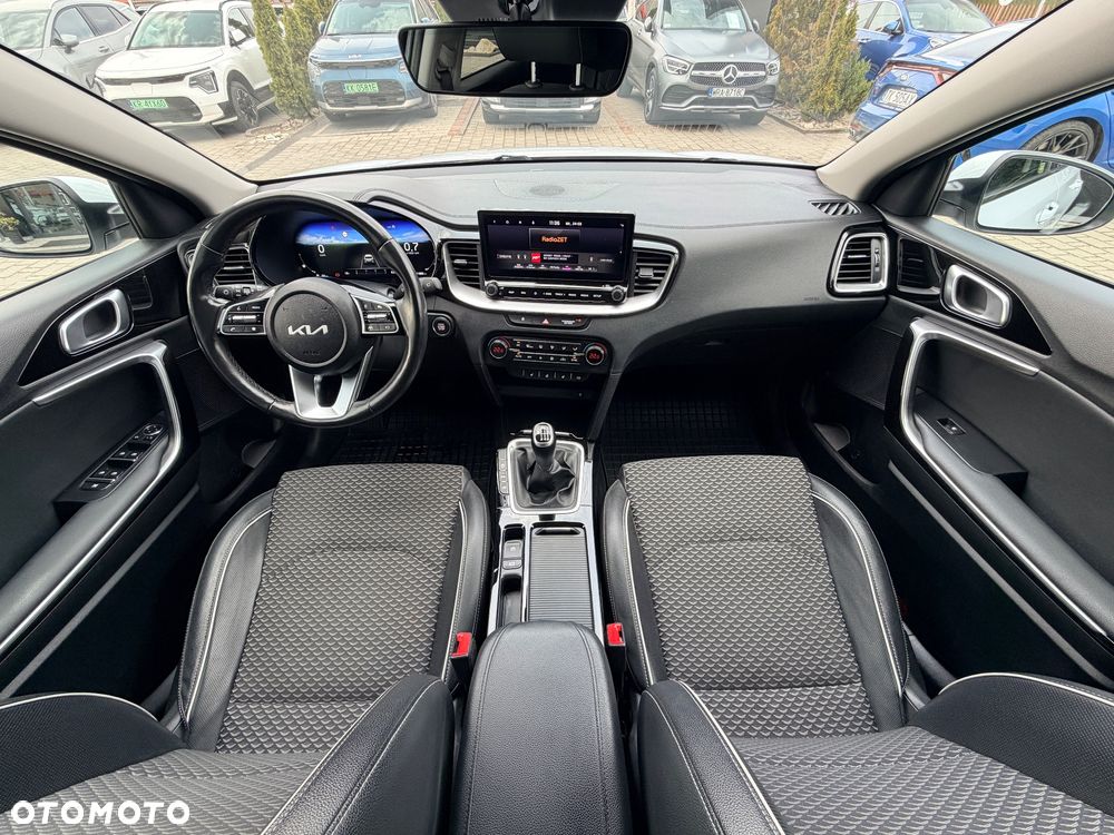 Kia XCeed 1.5 T-GDI Business Line - 14