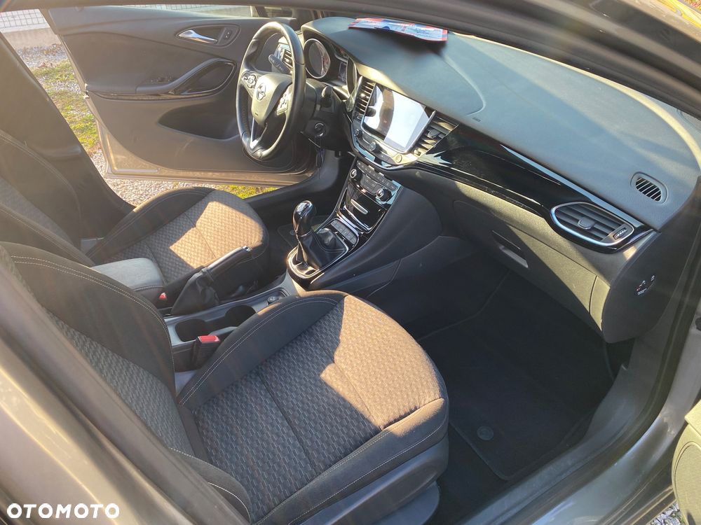 Opel Astra 1.4 Turbo Innovation - 25