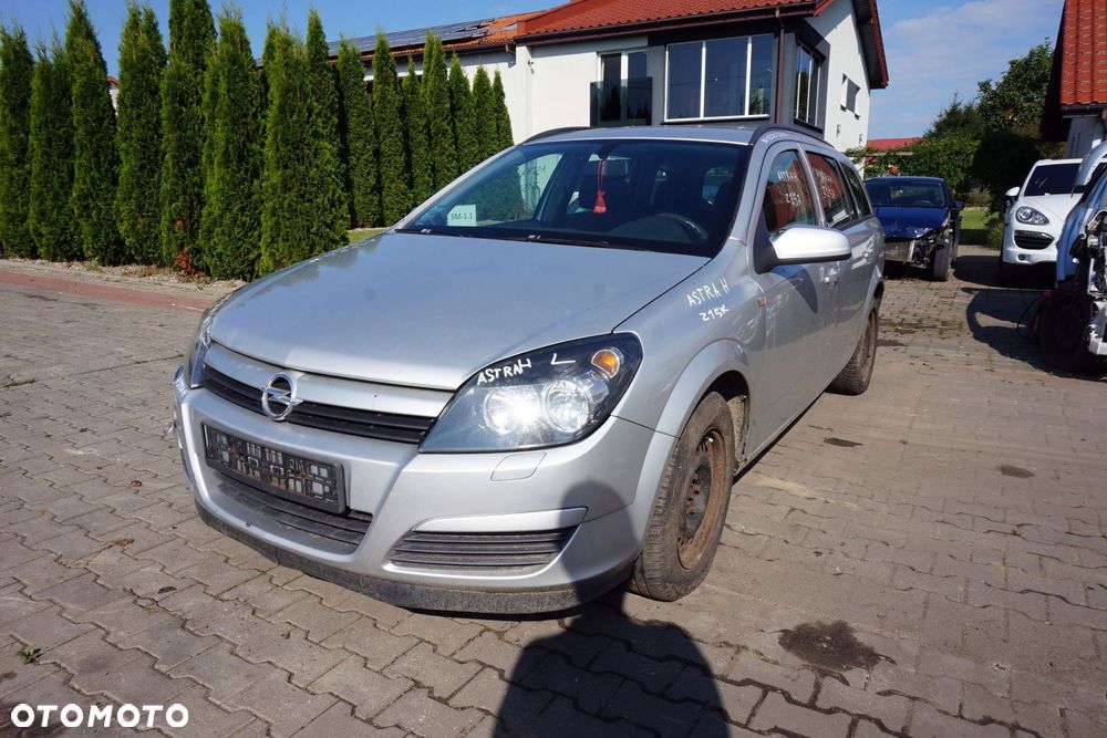 OPEL ASTRA III H KOMBI 2004 Z157 1.6 16V Z16XEP 105KM F17 394 SREBRNY na części - 1