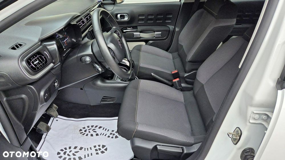 Citroën C3 1.2 PureTech Shine - 17