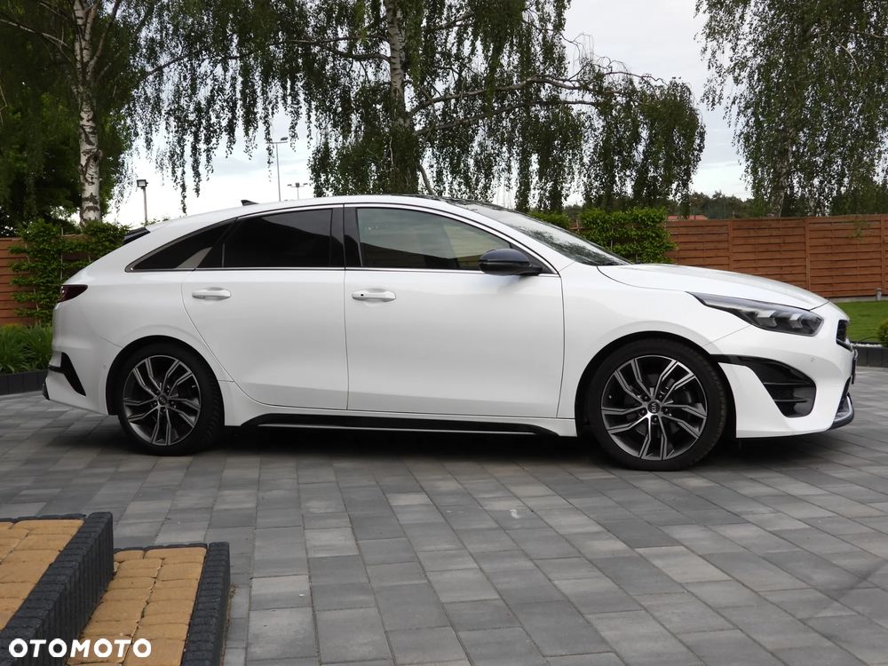Kia ProCeed 1.5 T-GDI DCT7 OPF GT LINE - 23