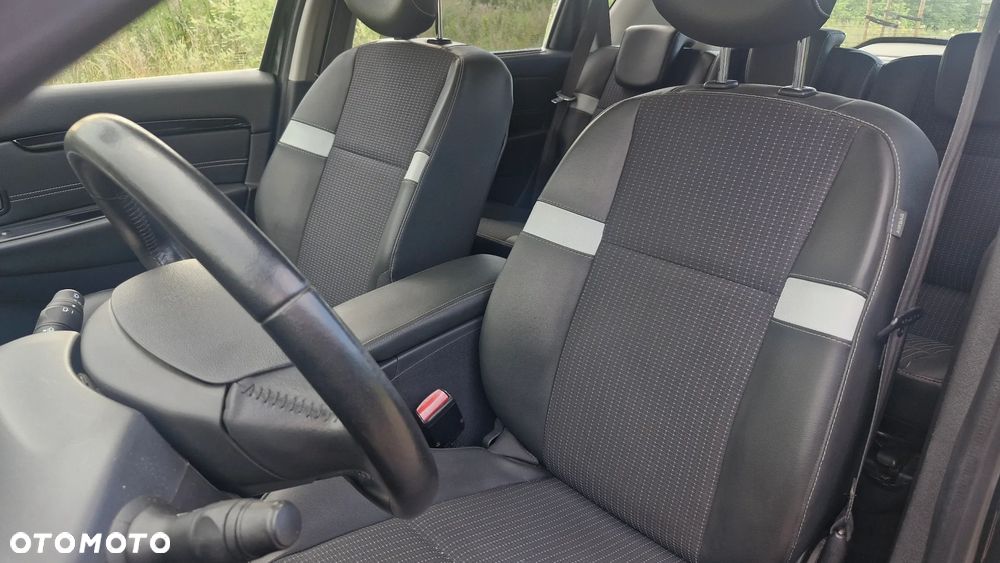 Renault Scenic 1.5 dCi Life - 22