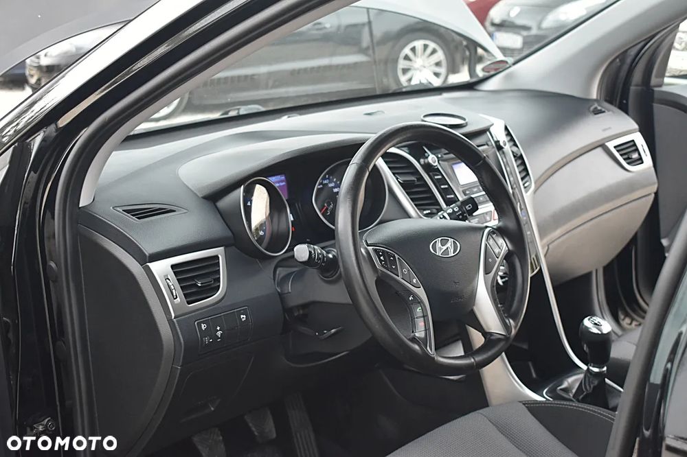 Hyundai i30 1.6 CRDI Trend - 17