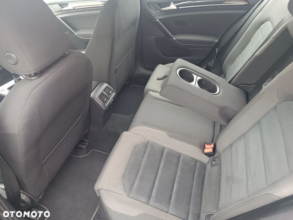 Volkswagen Golf 1.6 TDI BMT Comfortline - 6