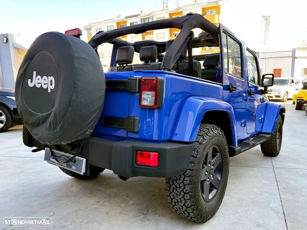 Jeep Wrangler 2.8 CRD ATX Sport - 46
