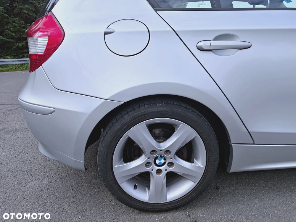 BMW Seria 1 - 15
