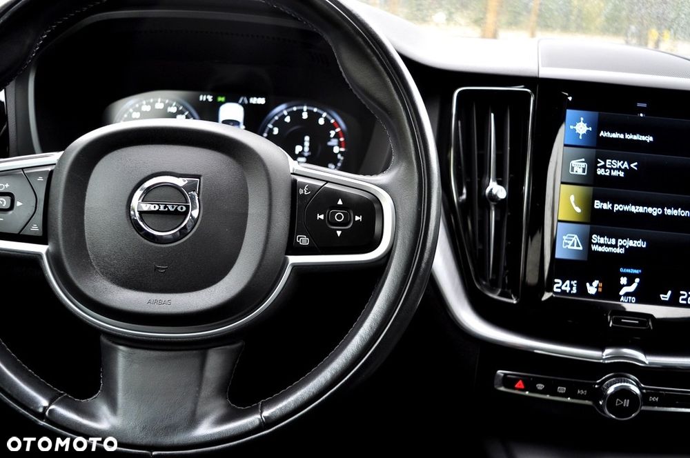 Volvo XC 60 T6 AWD Recharge Geartronic Inscription - 25