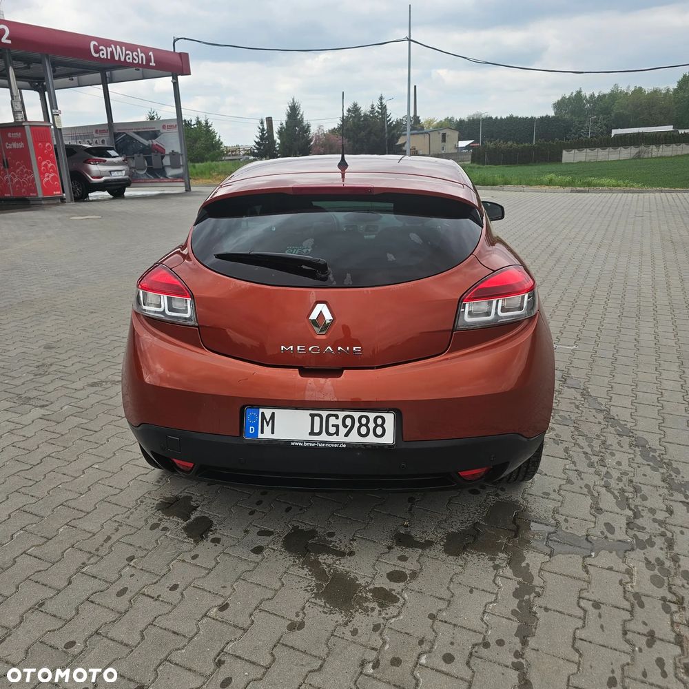 Renault Megane 1.6 Dynamique - 9