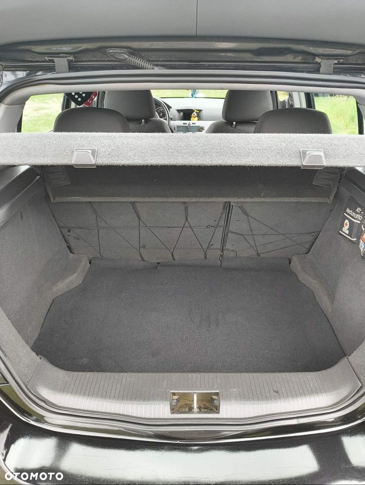 Opel Astra 2006 photo 4