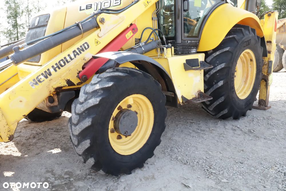 New Holland LB110B - 20