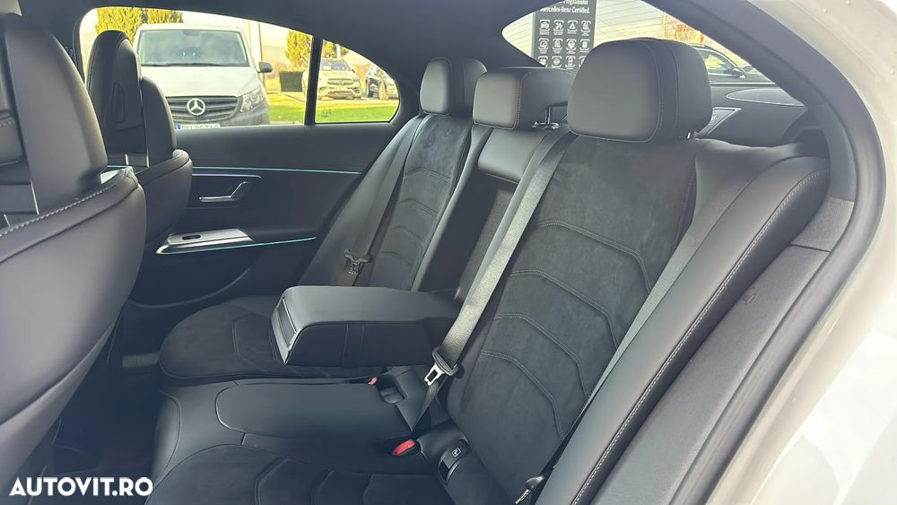 Mercedes-Benz E 200 9G-TRONIC Edition AMG Line - 23