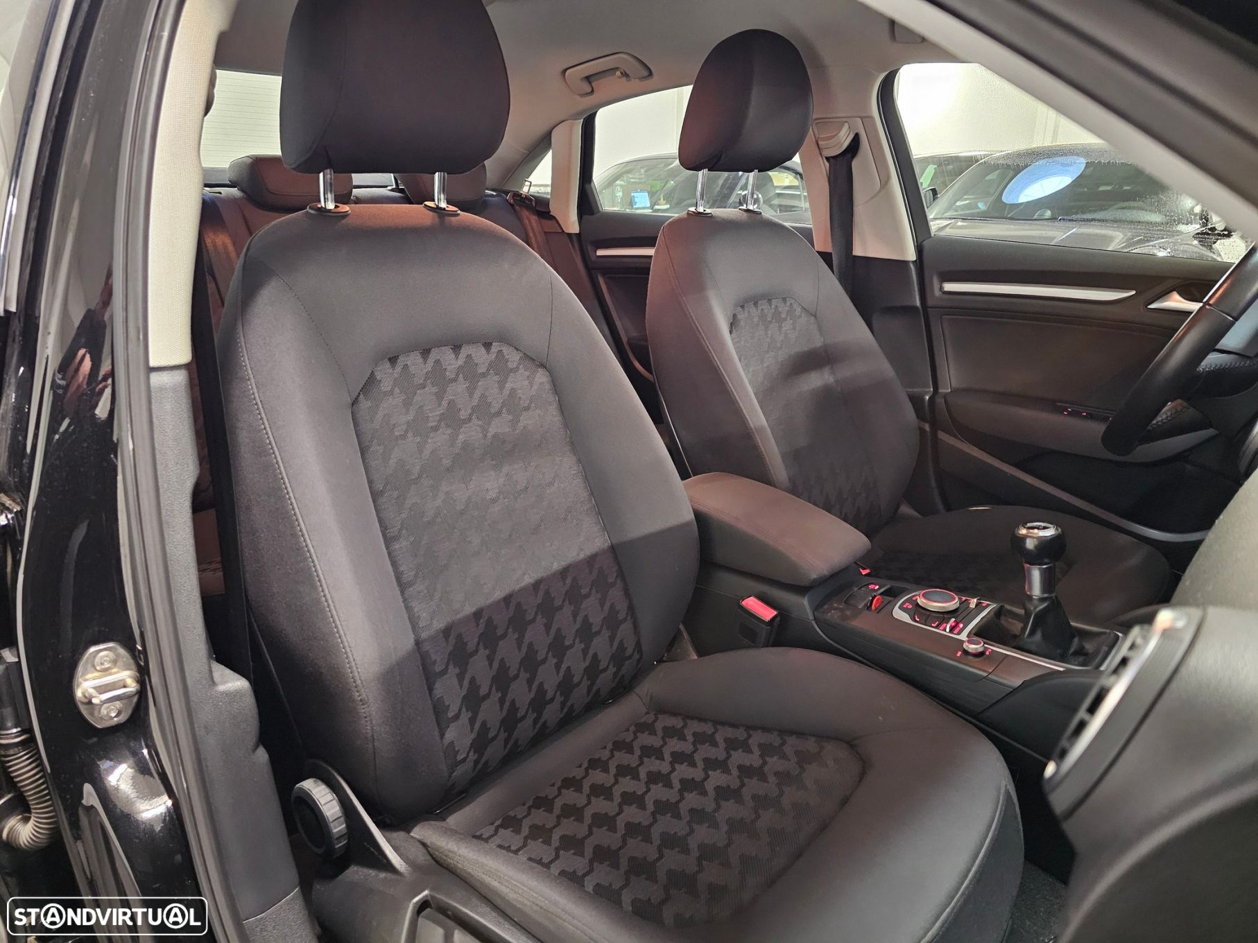 Audi A3 Limousine 1.6 TDI Advance Ultra - 24