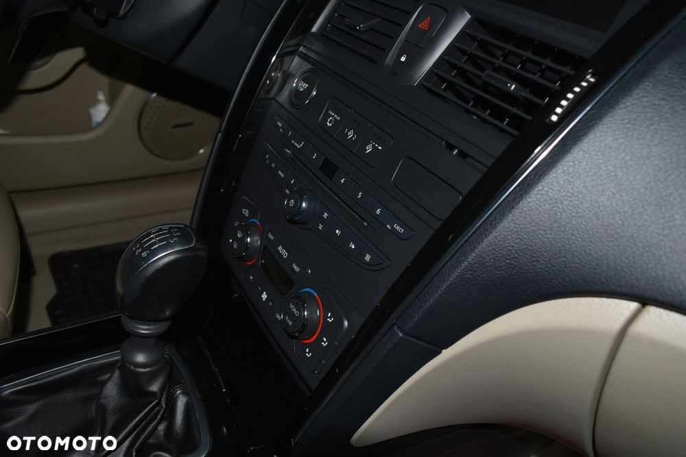Renault Latitude - 6
