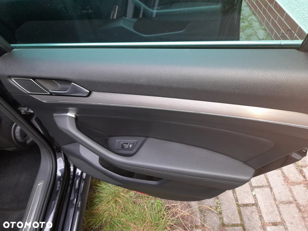 Volkswagen Passat 2.0 TDI BMT 4Mot Highline DSG - 30