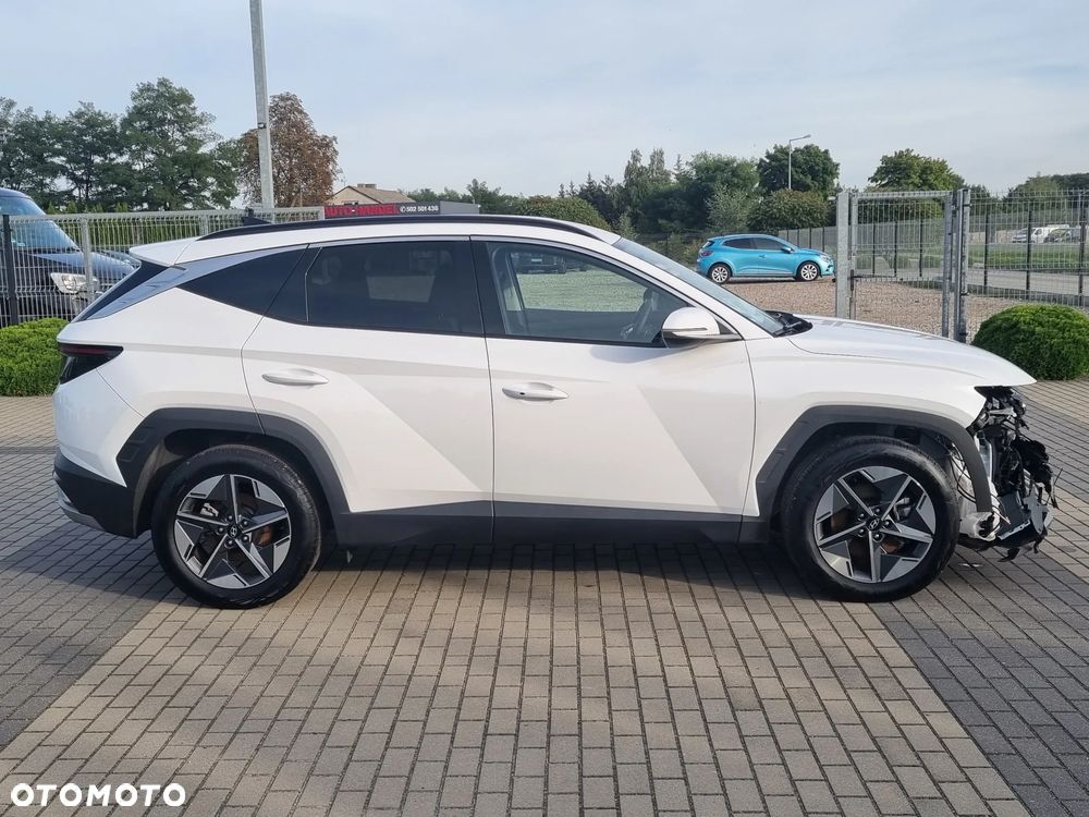 Hyundai Tucson 1.6 CRDi 48V-Hybrid 4WD DCT Select - 8